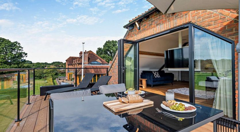 Photo of 1 Bed in North Boarhunt