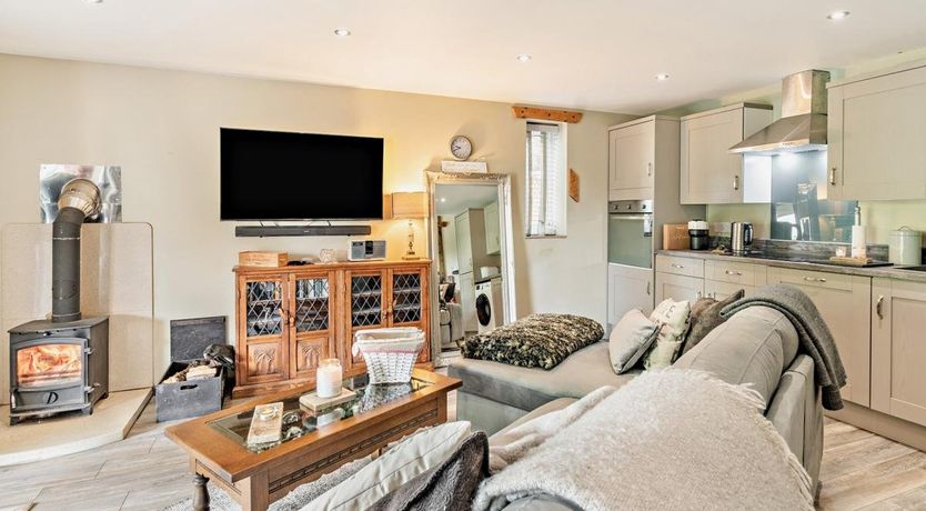 Photo of 1 Bed in Newport