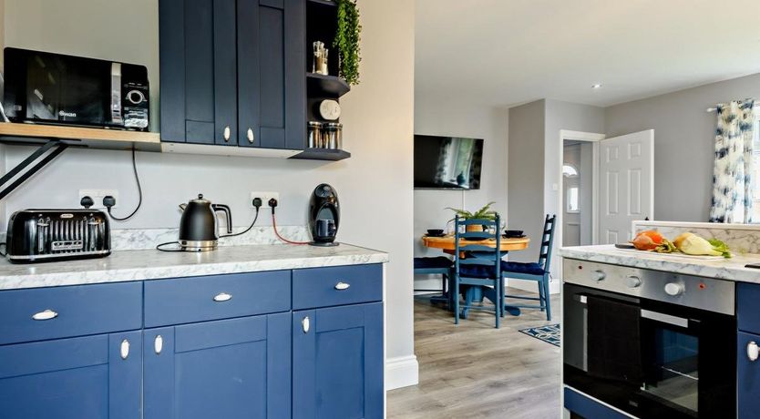 Photo of 2 Bed in Poole