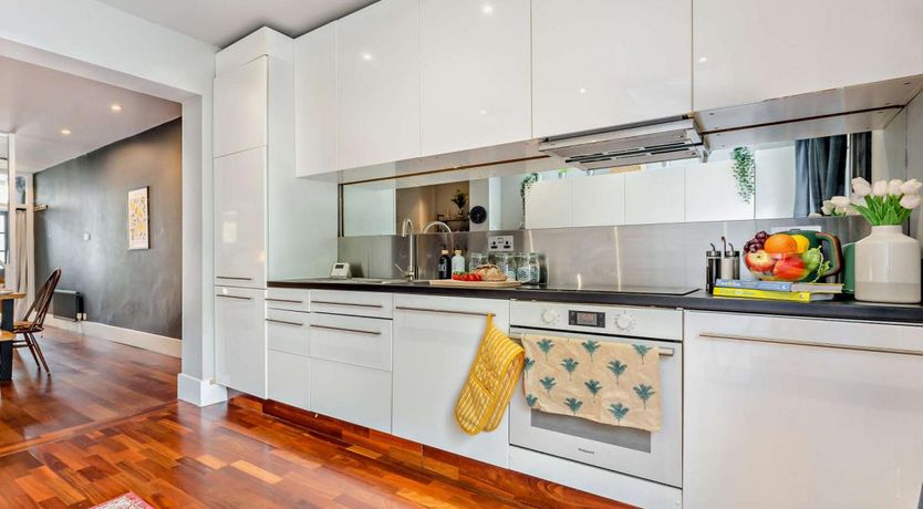 Photo of 3 Bed in Paignton