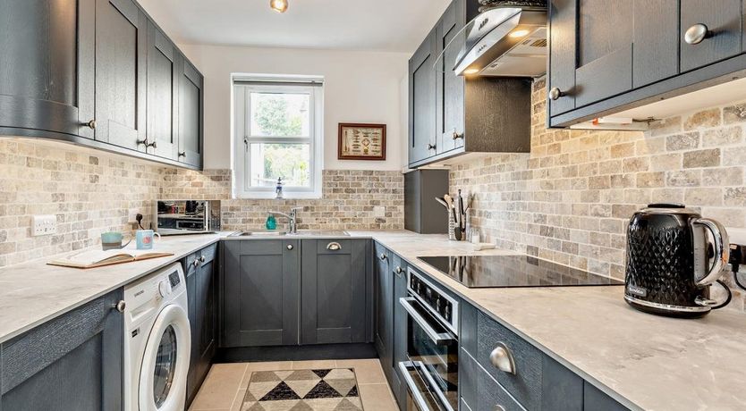 Photo of 3 Bed in Combe Martin