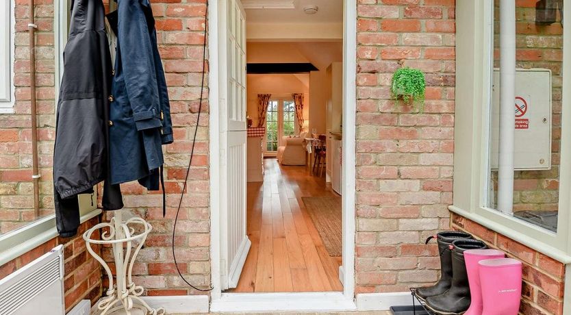 Photo of 1 Bed in Breamore