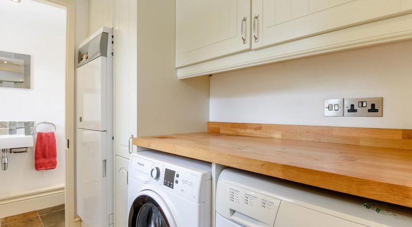 Photo of 2 Bed in Hoarwithy