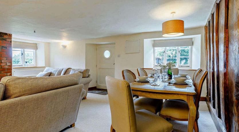 Photo of 2 Bed in Winkleigh