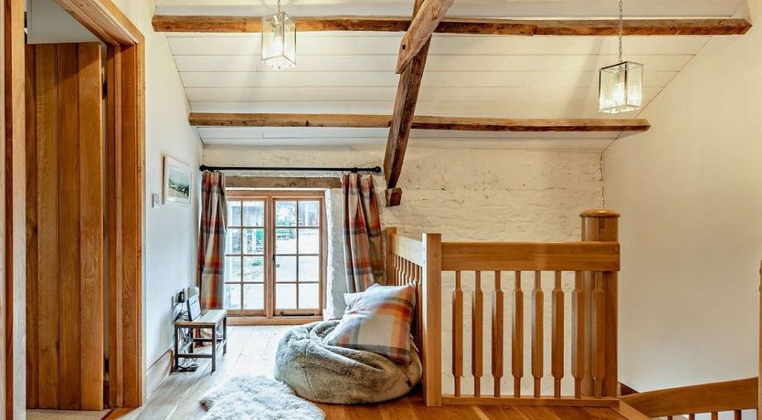 Photo of 2 Bed in Longdown