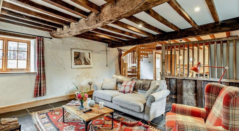 Photo of 2 Bed in Longdown