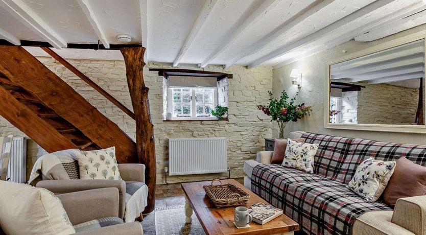 Photo of 2 Bed in Harracott