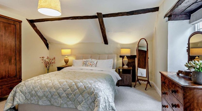 Photo of 2 Bed in Harracott