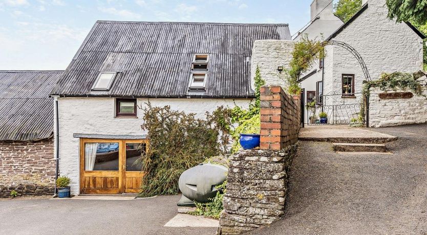 Photo of 1 Bed in Llanbedr