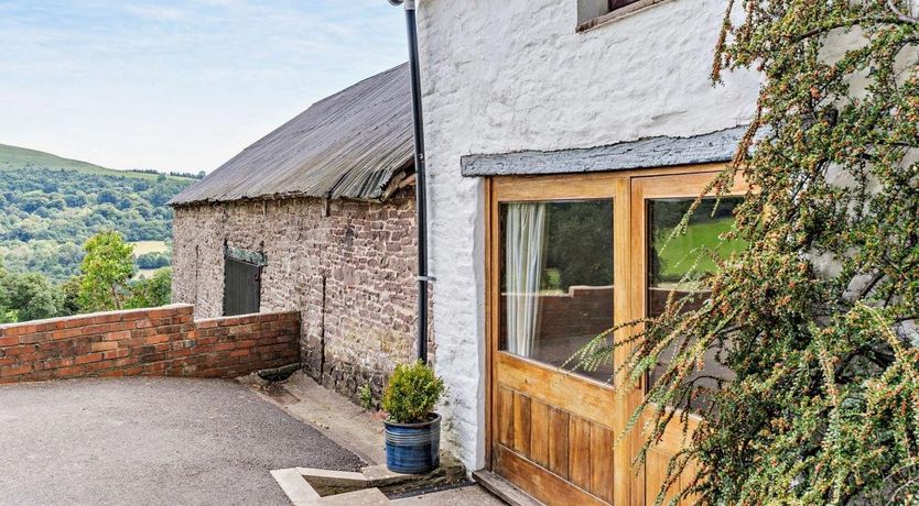 Photo of 1 Bed in Llanbedr