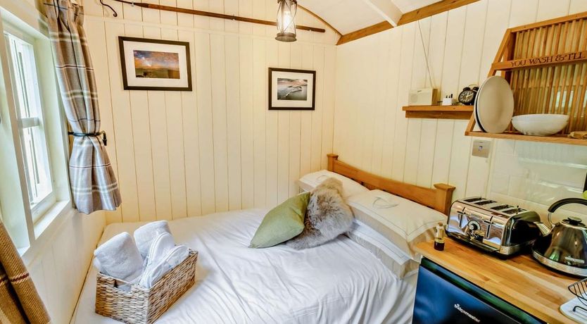 Photo of 1 Bed in Newport