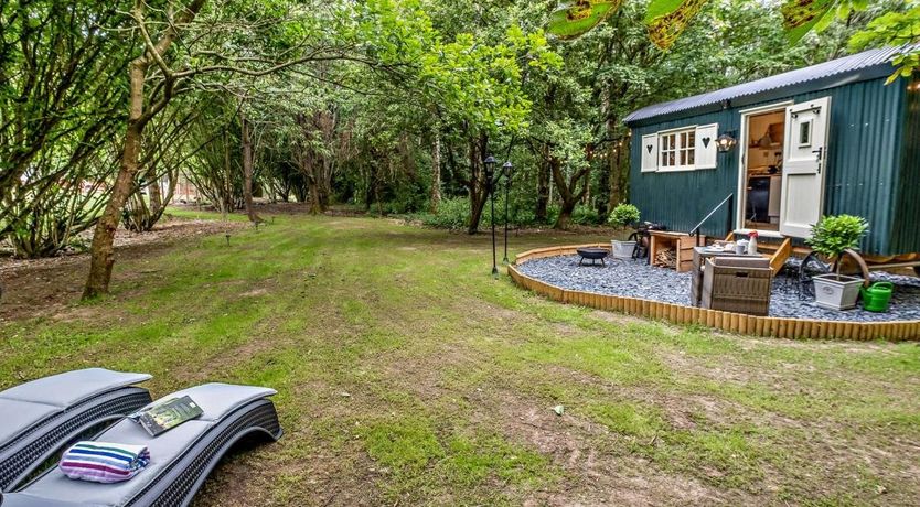 Photo of 1 Bed in Newport