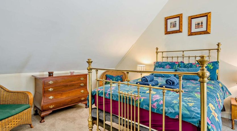 Photo of 2 Bed in Glenclova