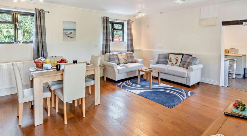 Photo of 2 Bed in Adgestone