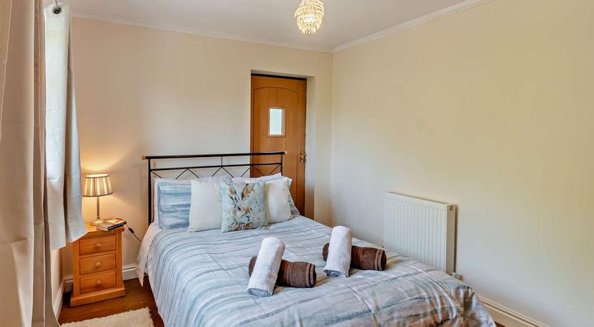 Photo of 2 Bed in Adgestone