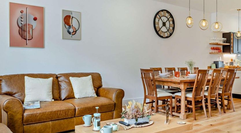 Photo of 3 Bed in Brixham