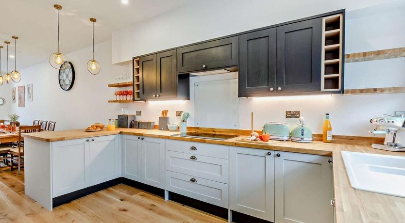 Photo of 3 Bed in Brixham