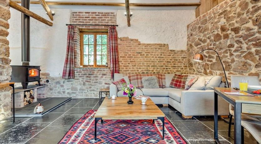 Photo of 1 Bed in Longdown