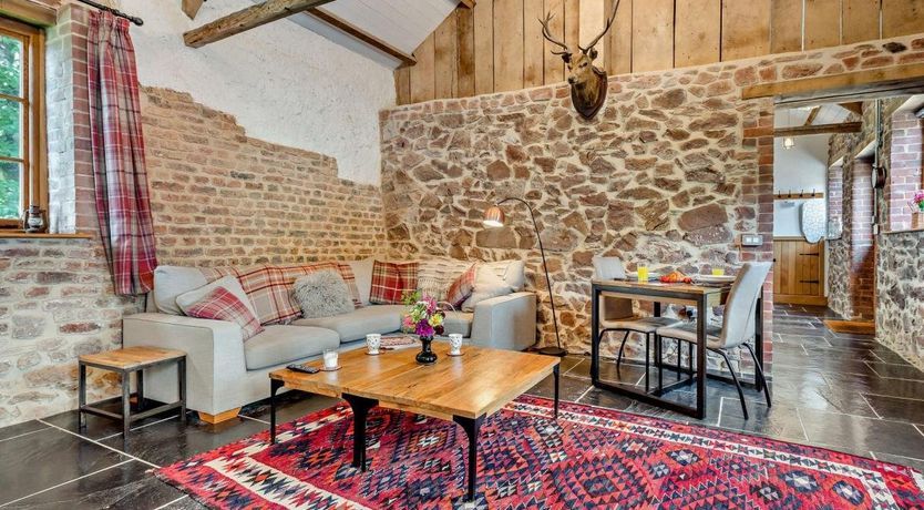 Photo of 1 Bed in Longdown