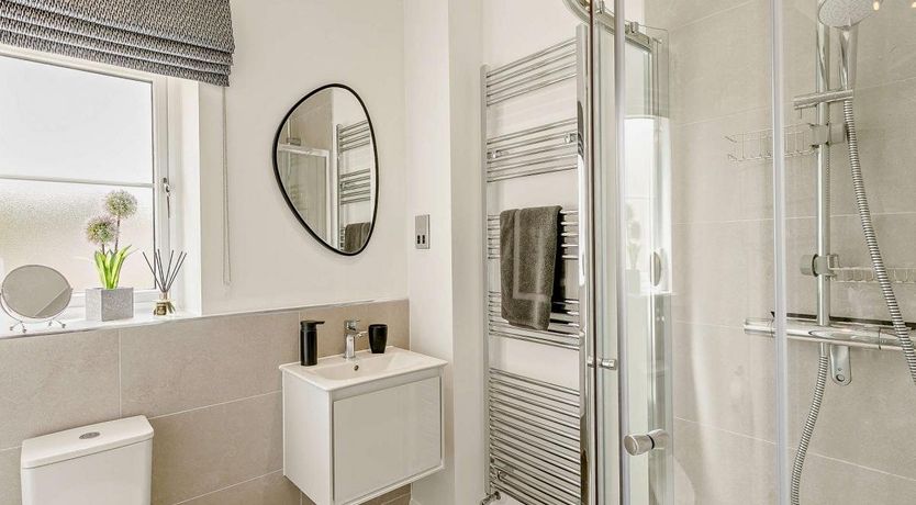 Photo of 3 Bed in Bradwell