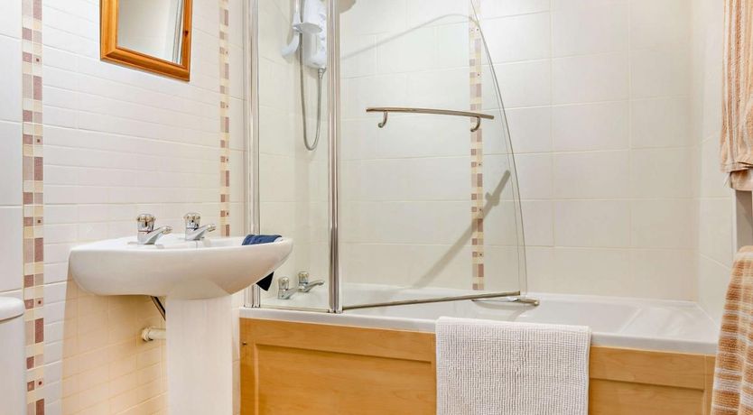 Photo of 2 Bed in Bell Busk