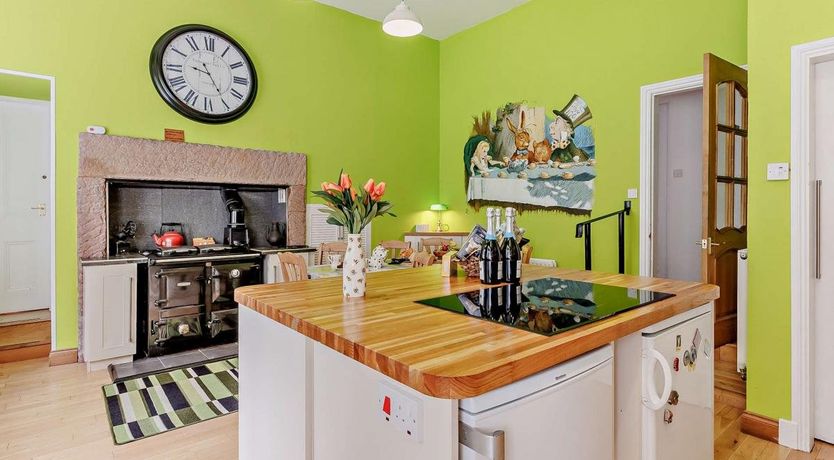 Photo of 8 Bed in Glenclova