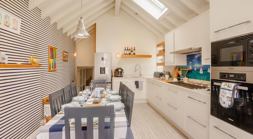 Photo of 4 Bed in Bideford