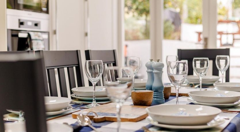 Photo of 4 Bed in Appledore