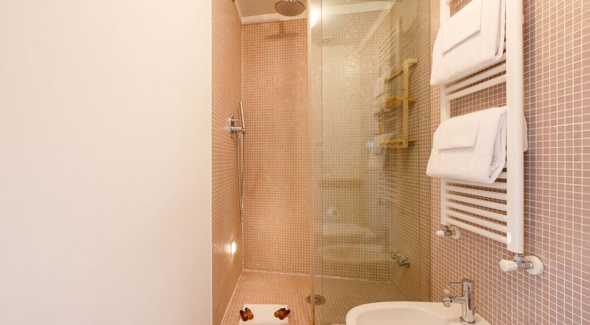 Photo of Dolce Vita Pad