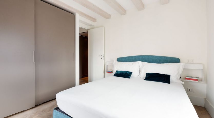 Photo of Dolce Vita Pad