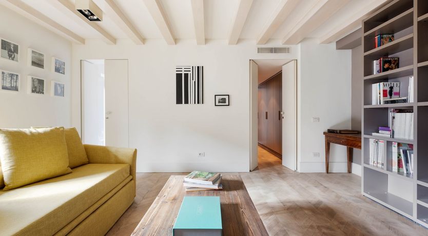 Photo of Dolce Vita Pad