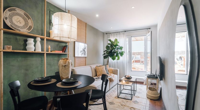 Photo of Barcelona Sun