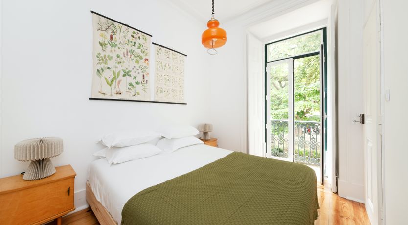 Photo of Pearl in the Sand