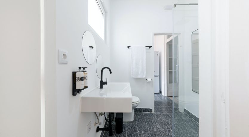 Photo of Pearl in the Sand