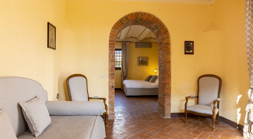 Photo of Titiro Toscano