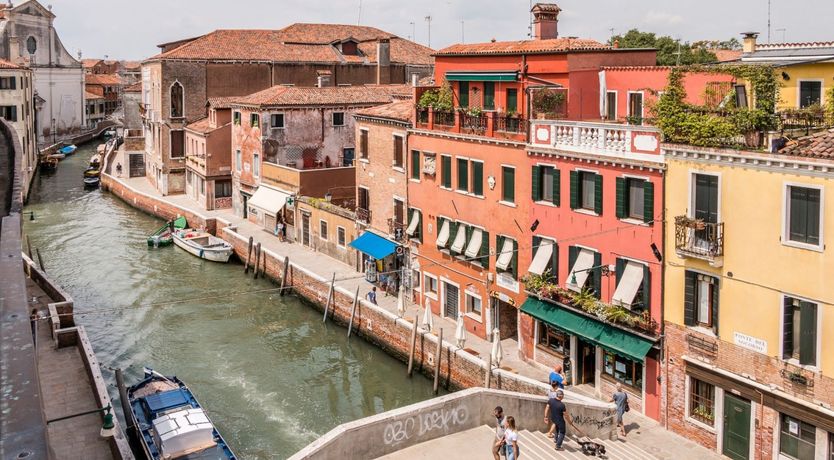 Photo of Blue Velvet Dreams