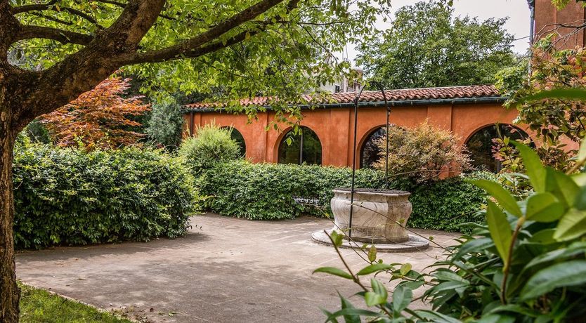 Photo of Blue Velvet Dreams