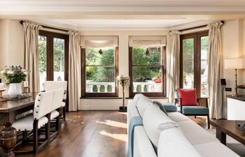 A Chelsea Retreat Apartment