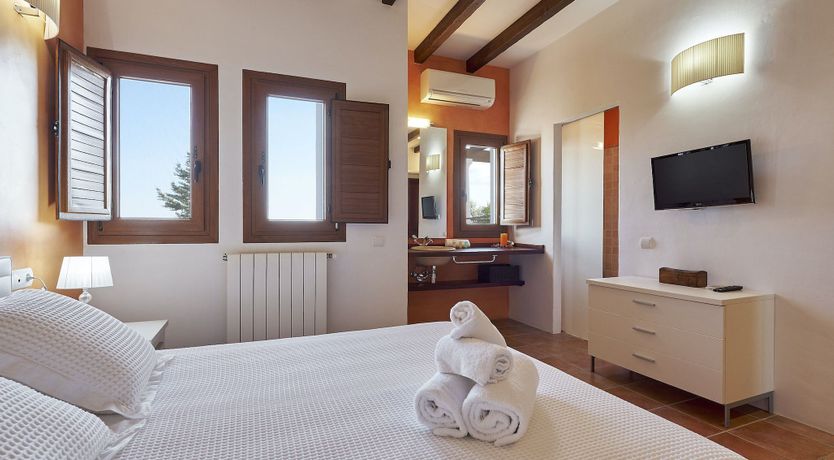 Photo of Island Essence