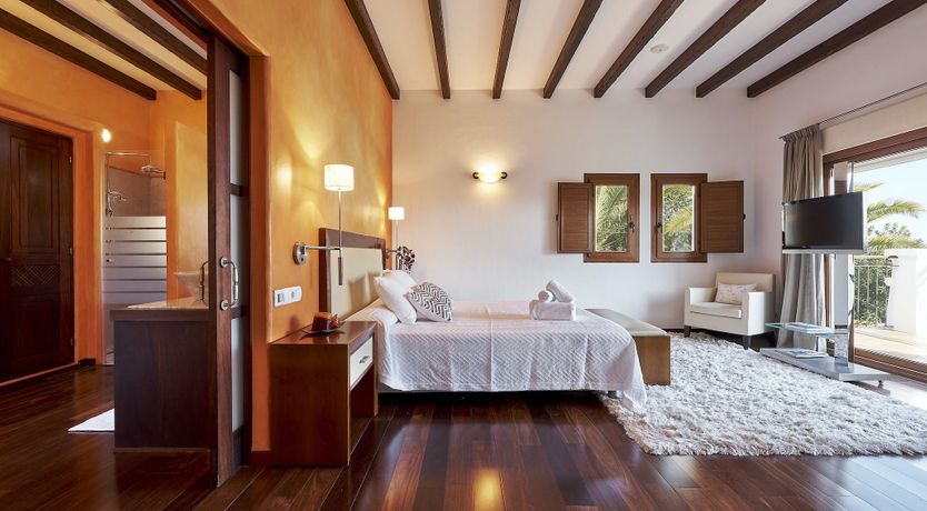 Photo of Island Essence