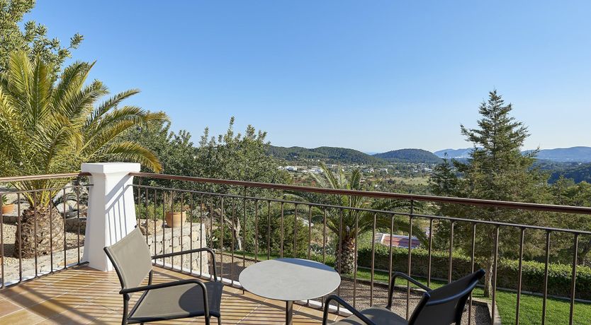 Photo of Island Essence