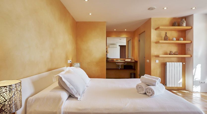 Photo of Island Essence