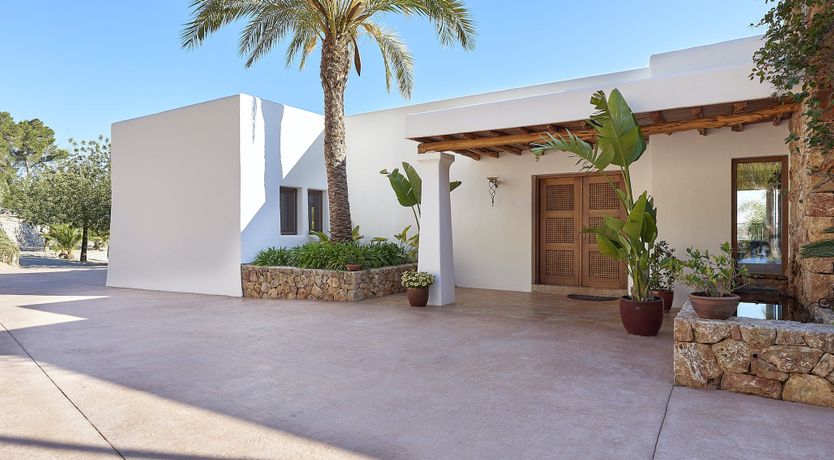 Photo of Island Essence