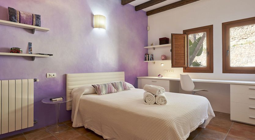 Photo of Island Essence