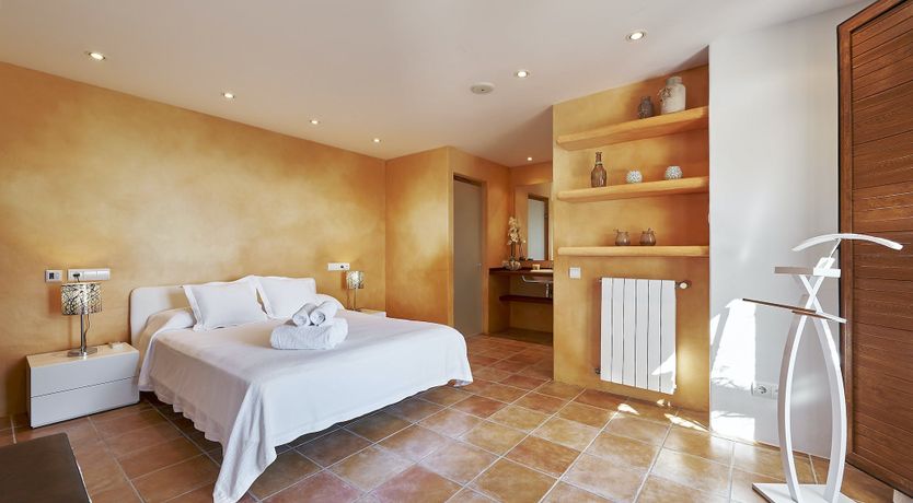 Photo of Island Essence