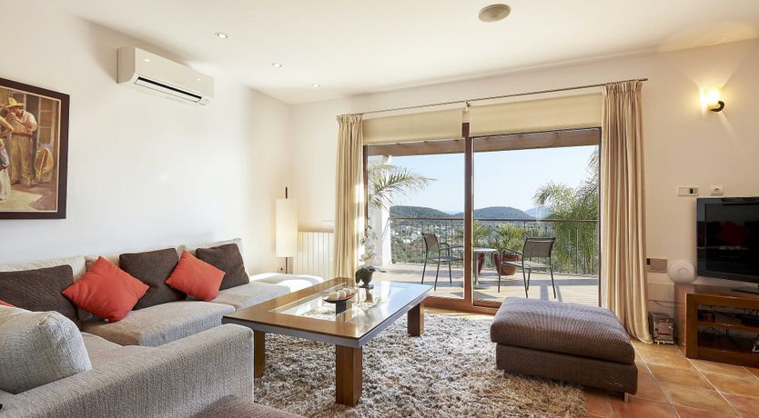 Photo of Island Essence