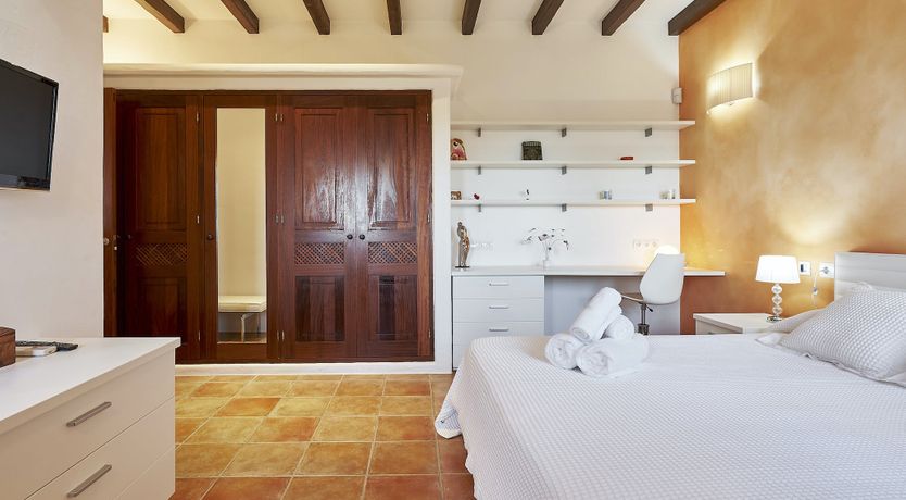 Photo of Island Essence