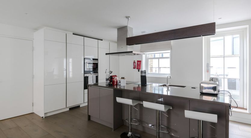 Photo of Pyramid Stone