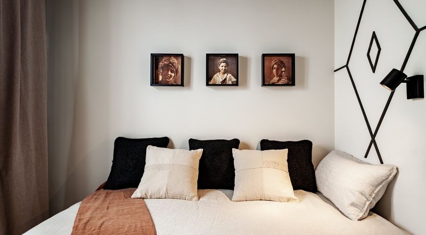 Photo of Born to Light