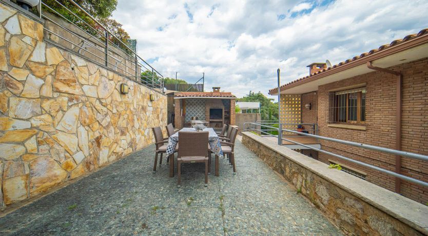 Photo of Luxury by the Sea